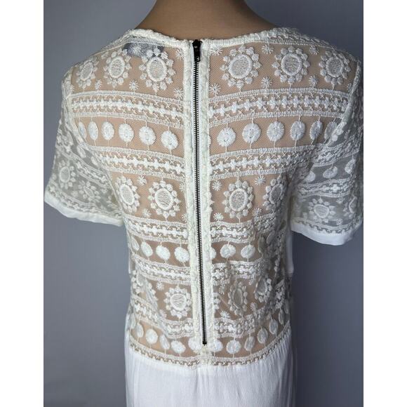 ASTR the Label Size Small Silk Blend Dress Lace White Knee Length Short Sleeve - Picture 5 of 14